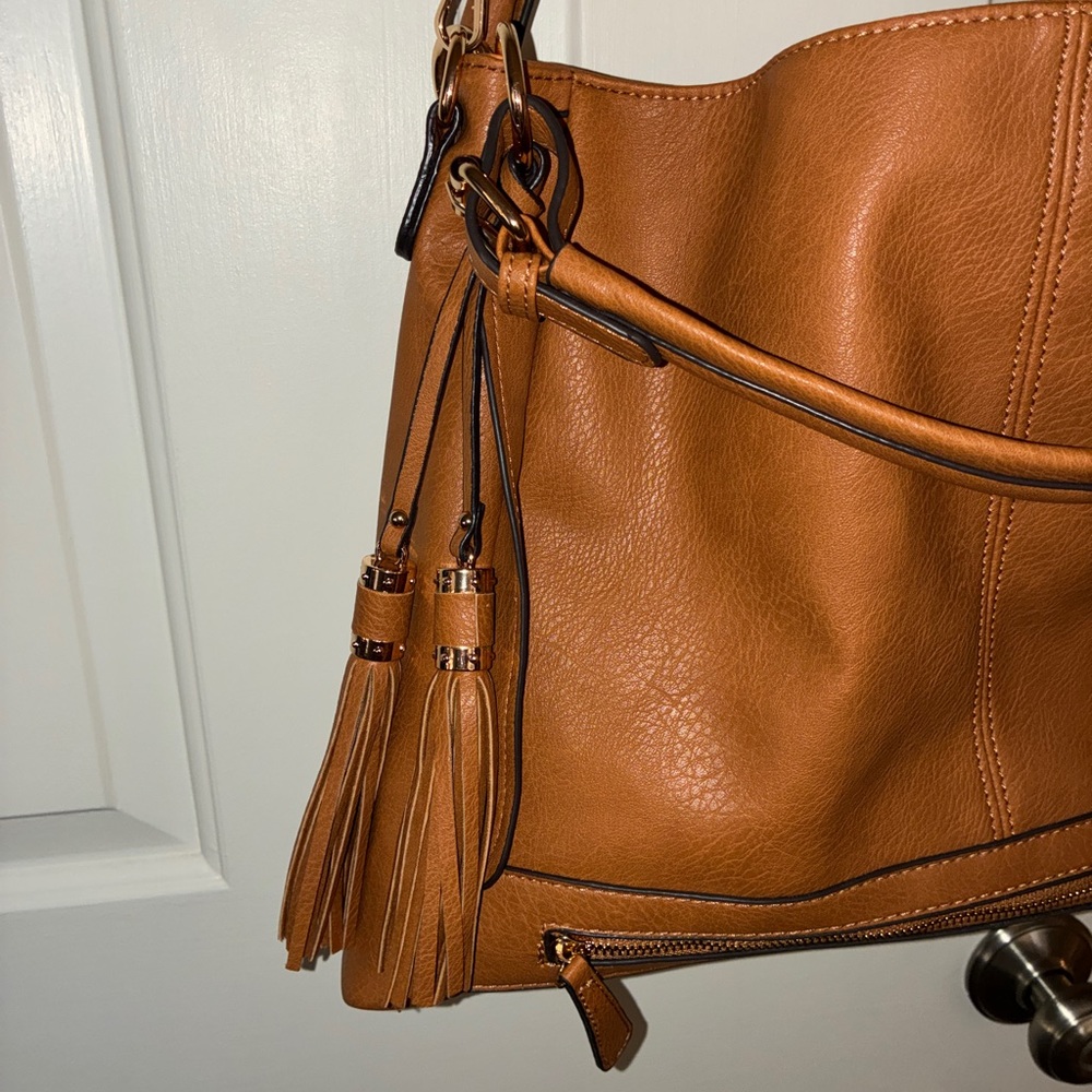 Urban Expressions Handbag Tote Style (Pecan Color) - Picture 8 of 14